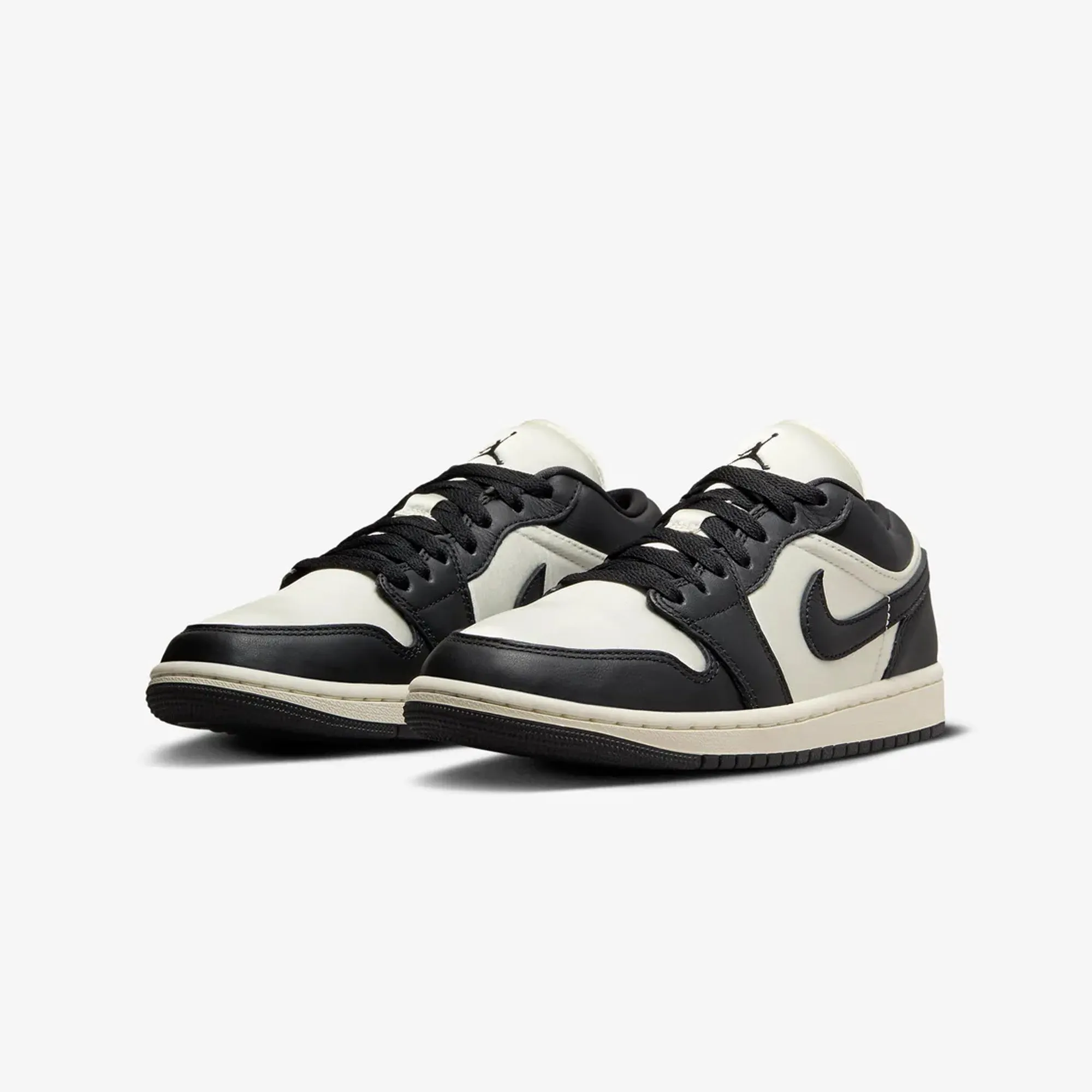 WMN'S AIR JORDAN 1 SE 'SAIL/BLACK-SAIL'